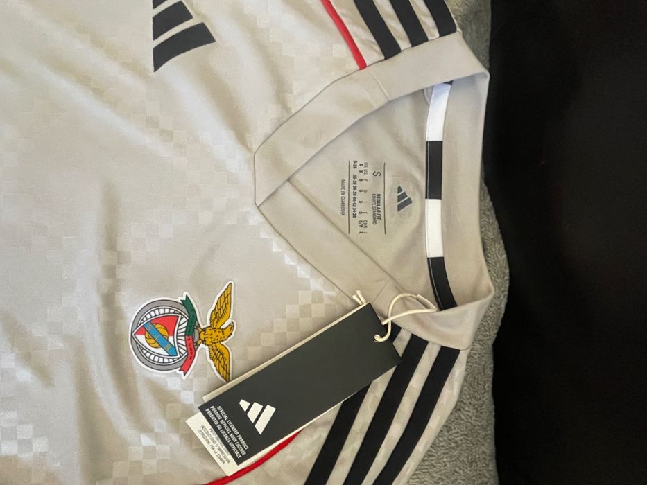 Camisola oficial do Benfica
