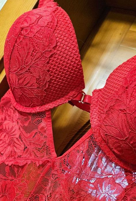 Кружевной красный комбидресс Primark Secret Possessions push-up 75D