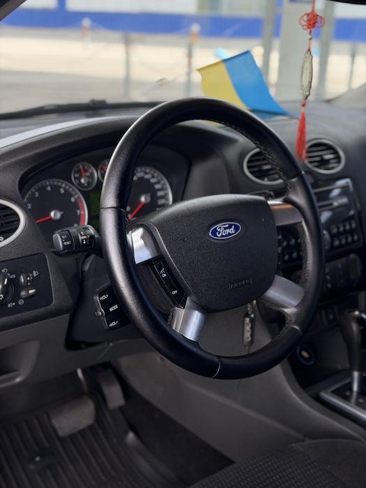 Продам Ford Focus automat