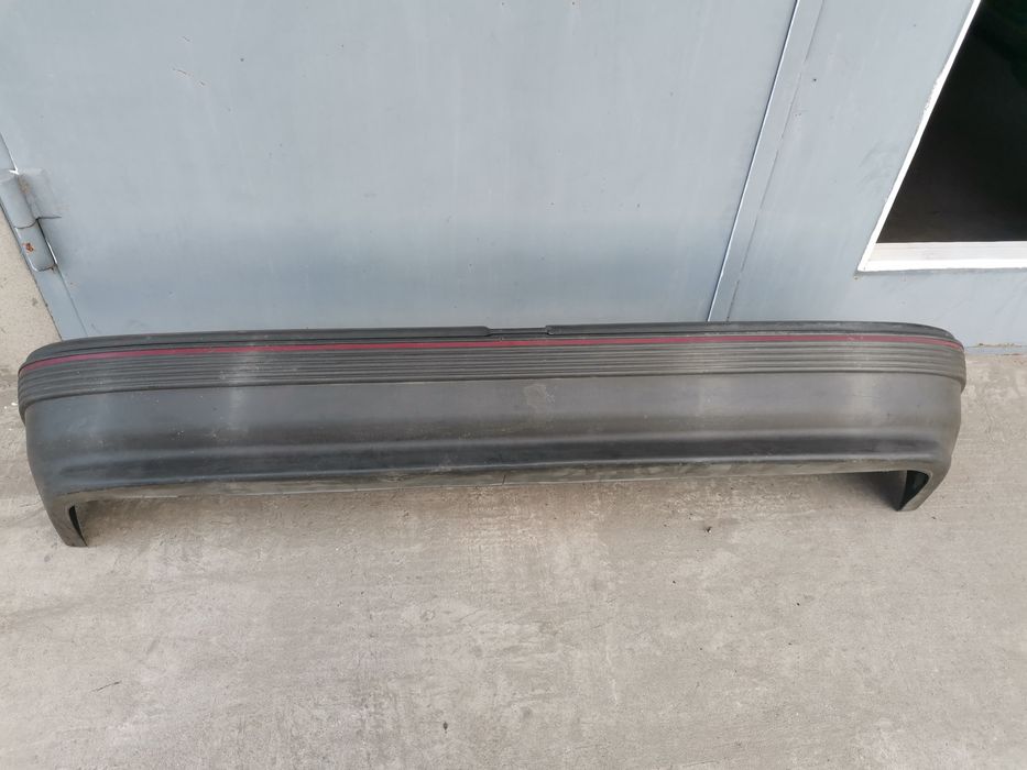 Задний бампер Opel Kadett