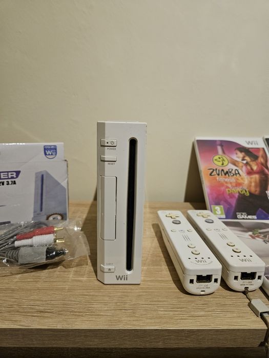 Konsola Nintendo Wii +Pady Gry