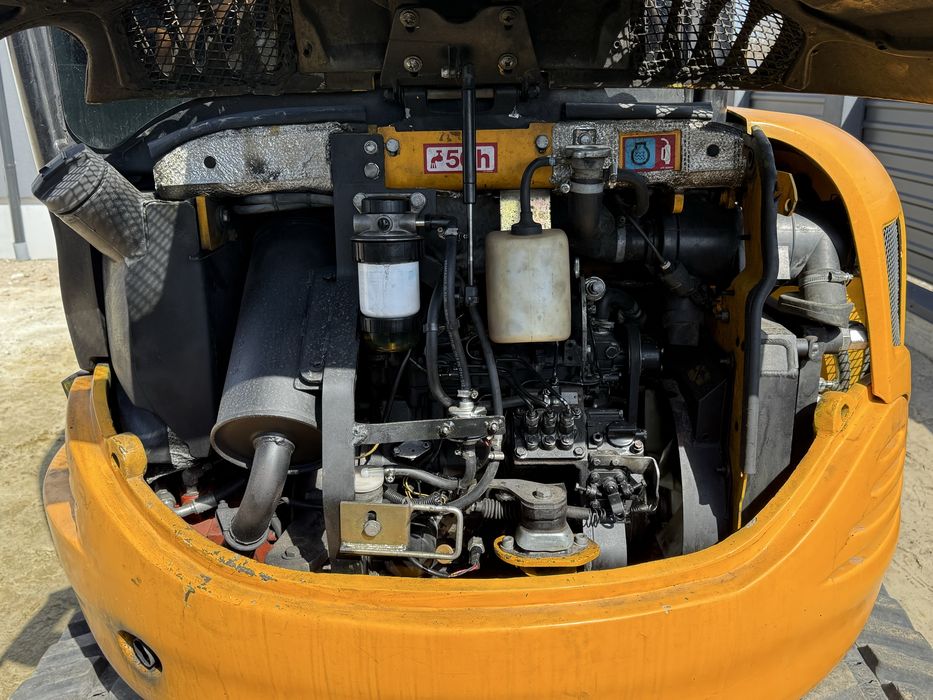 Міні екскаватор jcb 8030