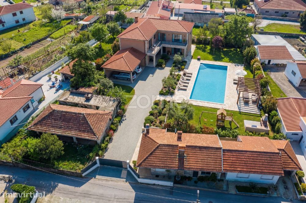 Terreno com 2120m2 em Serzedelo, Guimarães