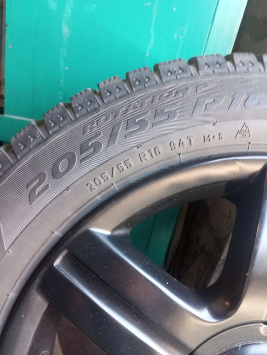 Зимняя резина с дисками R 16 205/55/16