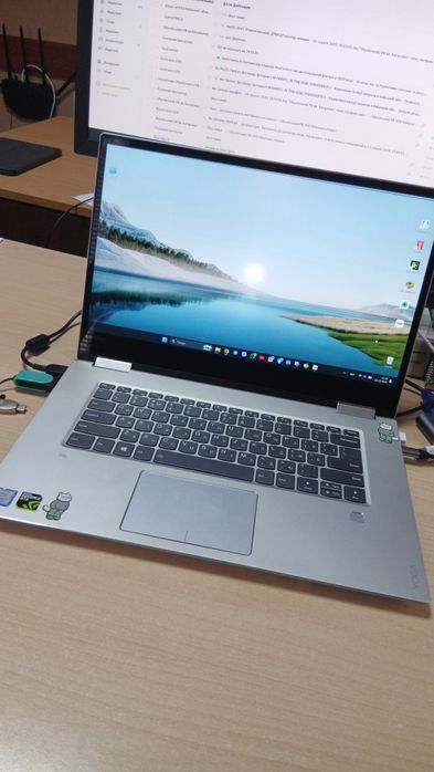 Lenovo YOGA 720-15IKB