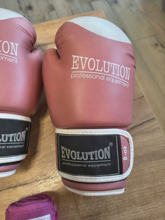 Rękawice bokserskie Evolution plus owijka