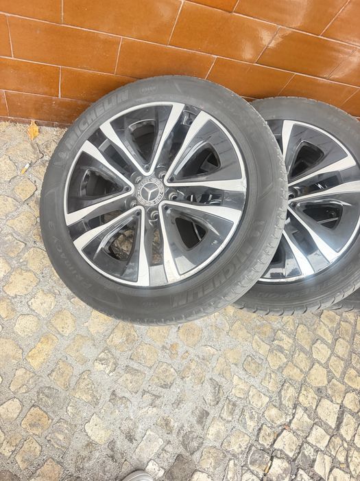 Jantes 17 mercedes com pneus com bastante piso