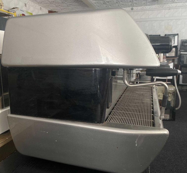 Кофемашина La Spaziale S3. Професійна кавомашина.