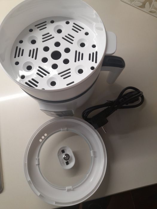 Panela elétrica de duas camadas