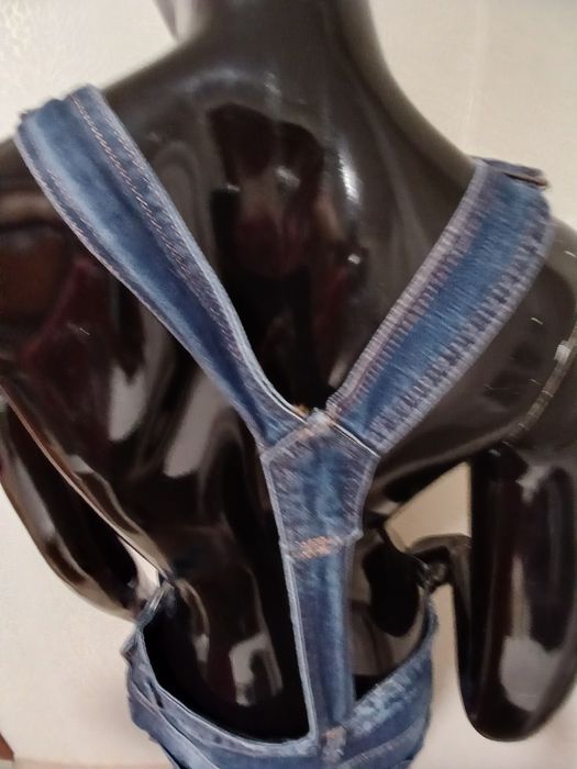 Новый джинсовый комбинезон S