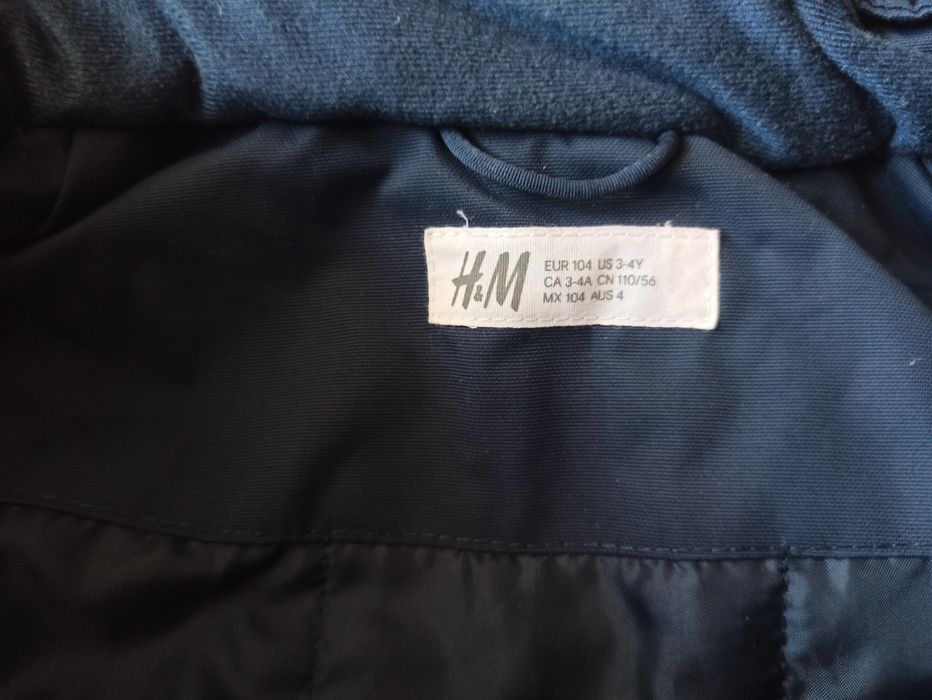 Комбинезон зимний ,, H&M ,, размер 104
