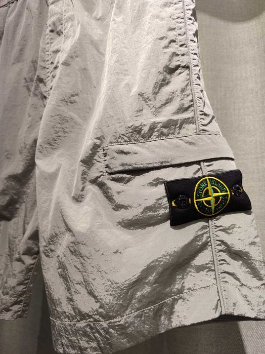 Шорти STONE ISLAND L1721 Nylon Metal Econyl Bermuda Shorts Grey SI0153
