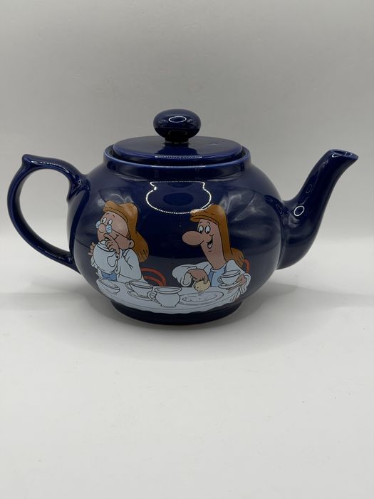 Porcelanowy imbryk Tetley Tea Folk marki Wade Ceramics