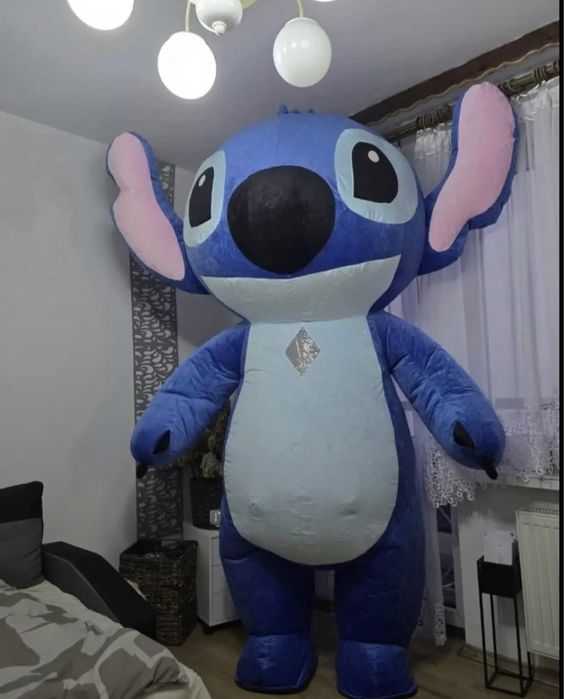 Stroj kostium stitch