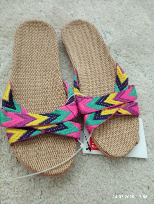 Klapki laczki damskie