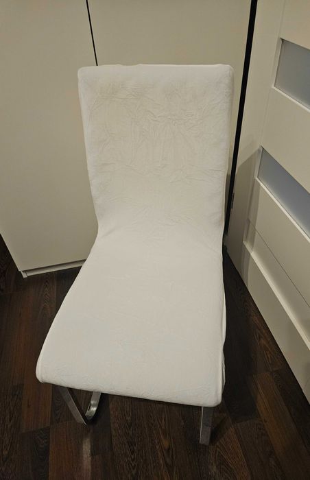 Pokrowce na krzesła miękkie welurowe białe 4 sztuki komplet
