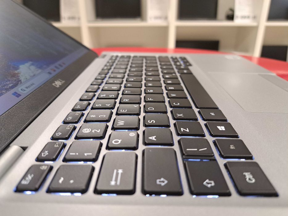 Laptop Dell Latitude 5310 13" i5-10gen 16GB/256SSD Win11 HDMI LTE