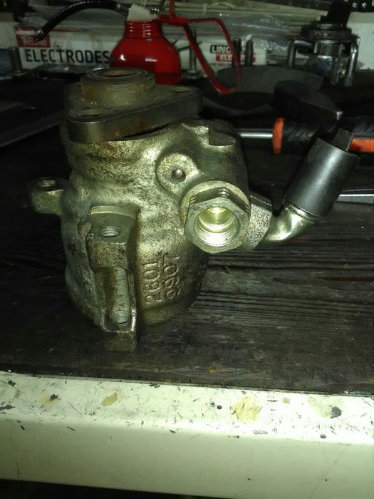 Bomba Direção assistida Jeep Grand Cherokee 3.1