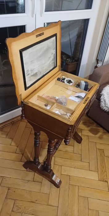 Eklektyczny niciak, toaletka