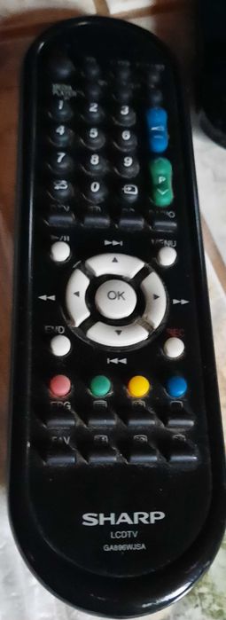 Телевізор Sharp в ідеальному стані модель AQUOS LC-32LE