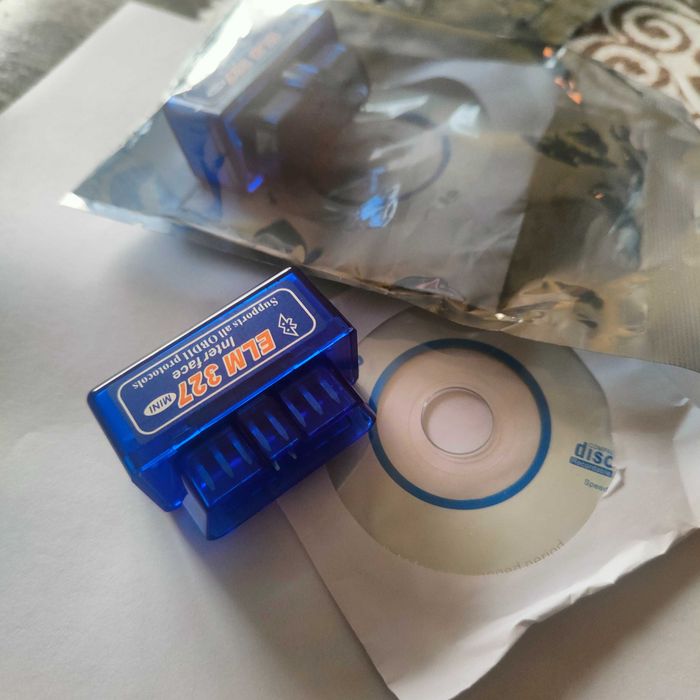 Interfejs diagnostyczny OBDII ELM 327 mini V1.5 Bluetooth
