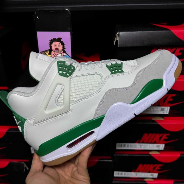 Jordan_4_Retro_R. 41