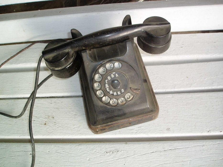 прямий телефон в канцелярію