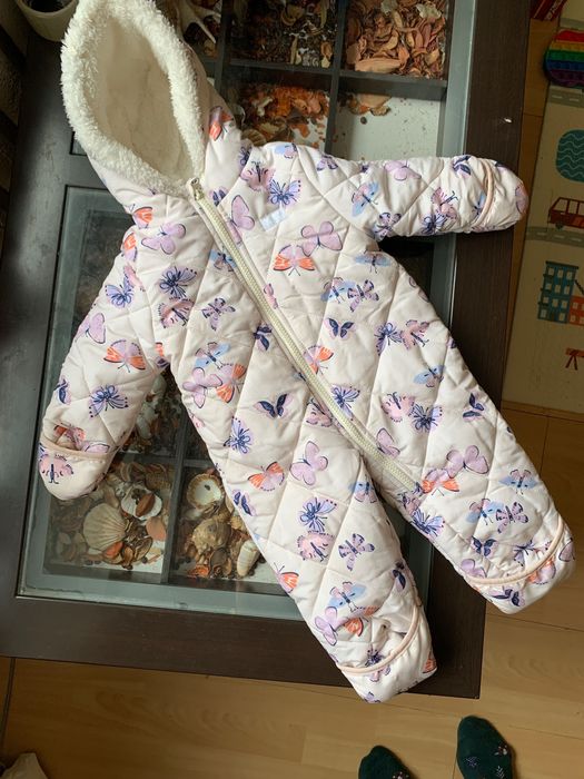 Комбінезон зимовий на дівчинку від carters oshkosh  6-9 місяців