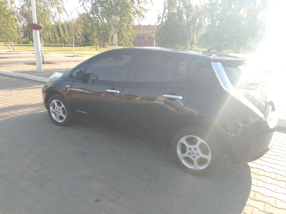 Продается Ниссан Лиф