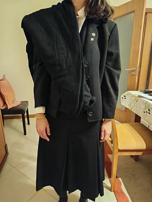 Traje académico feminino Ubi Covilhã