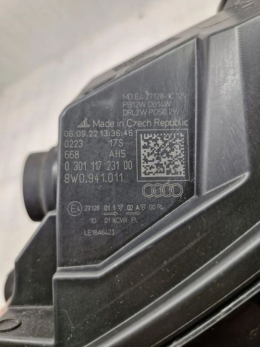 audi a4 b9 lift lampa lewa przód 8w0941011