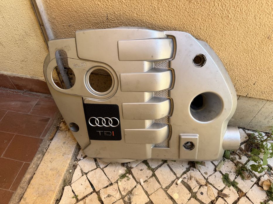 Tampa de motor audi a4 b6