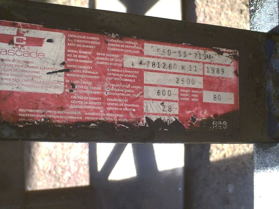 frente\grelha\trempe\suporte universal para  garfos\patolas