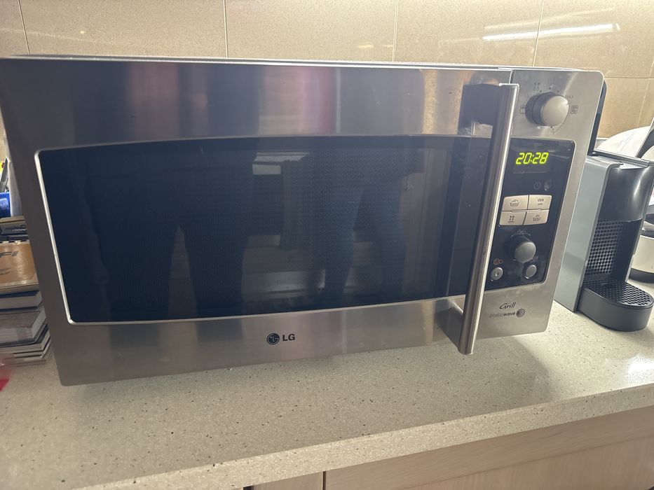 Microondas LG com grill