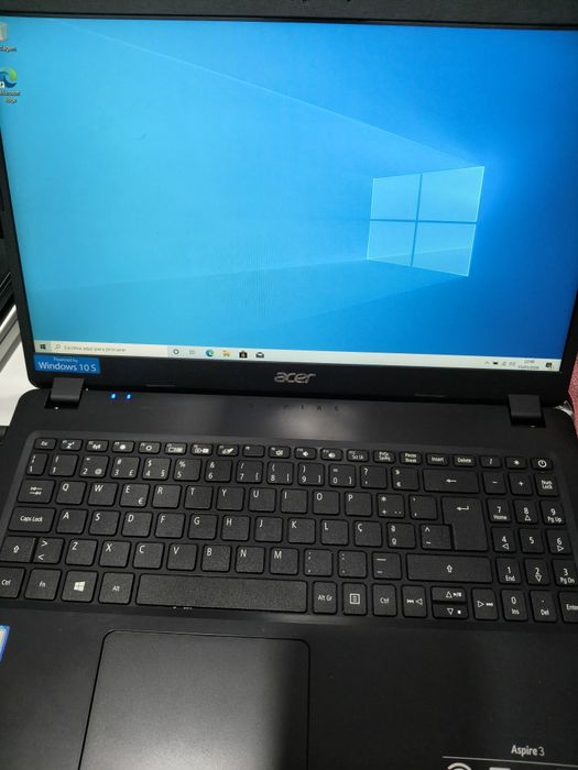 Portátil Acer aspire 3