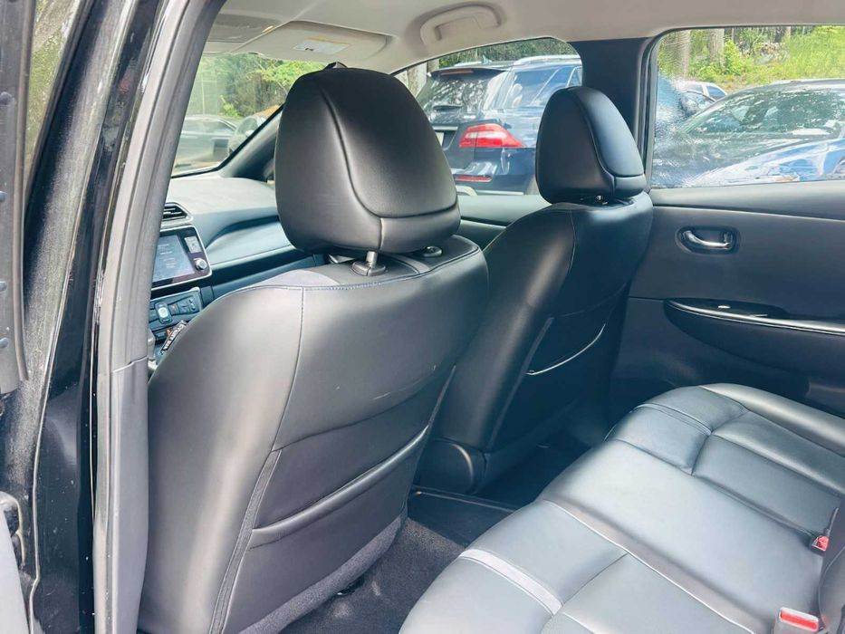 Nissan LEAF SL PLUS      2019