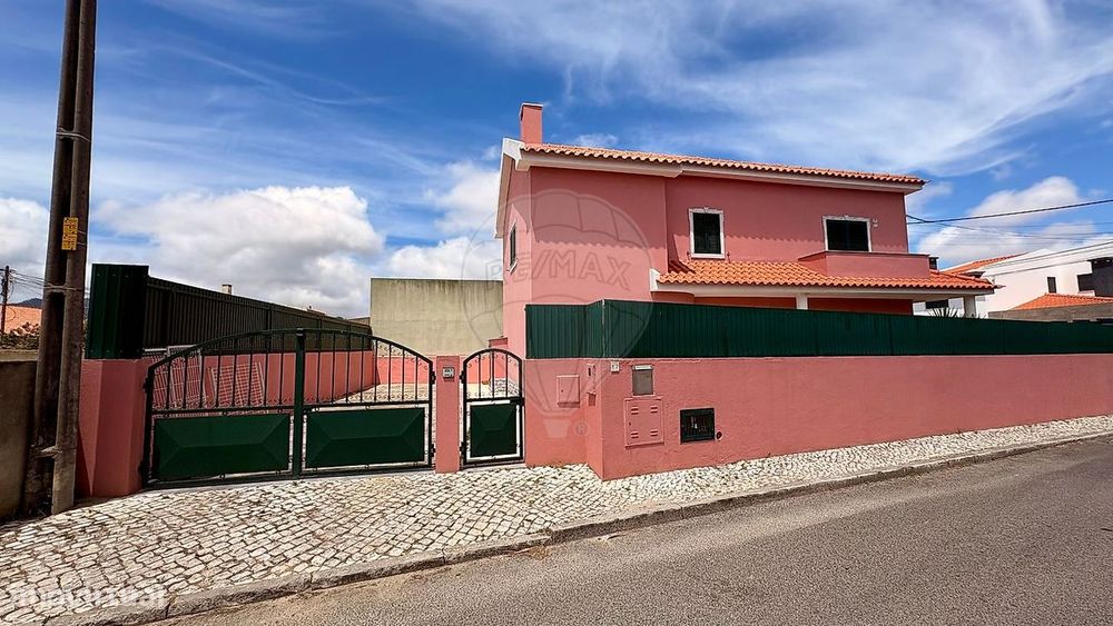 Detached 3-Bedroom House for Rent