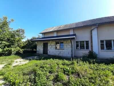 Нежитлові приміщення 35,5 кв. місто Калуш, вул. Грушевського, 66