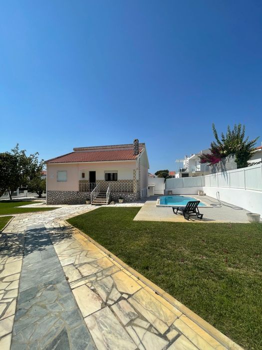 Moradia na Lagoa de Albufeira,Sesimbra .