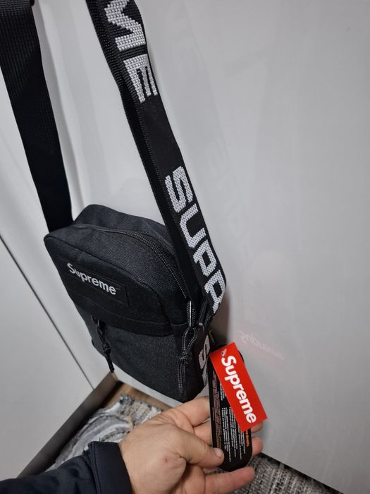 Bolsa tira-colo Supreme