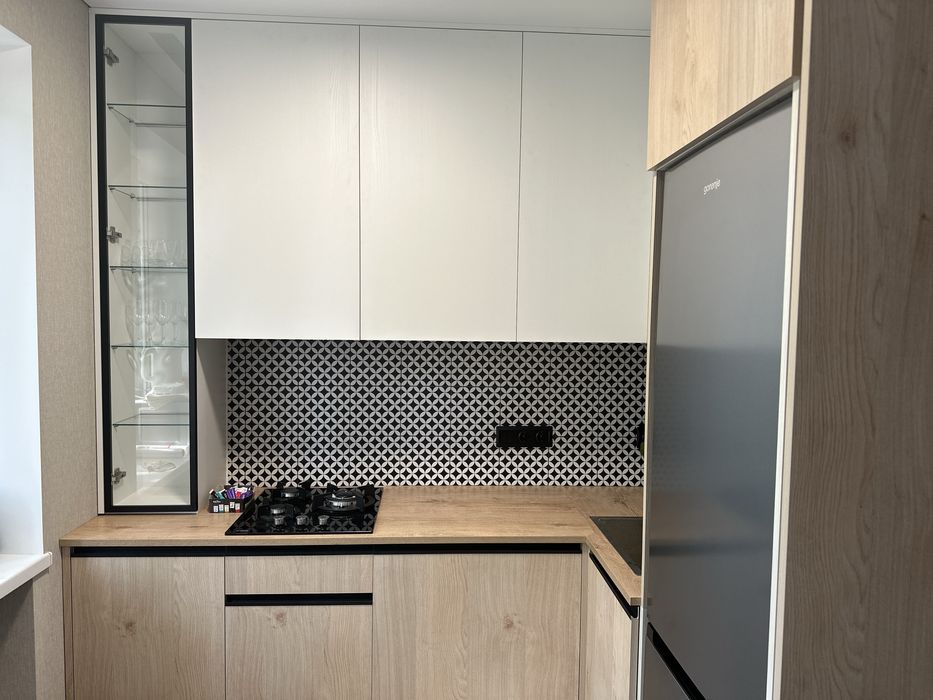 !світло є постійно!Двокімнатна квартира на будь який термін від 2х діб