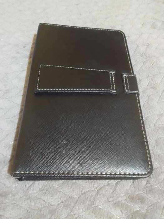 Nowe etui z klawiaturą na tablet 7 cali