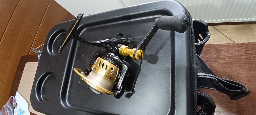 Kołowrotek Ryaobi Zauber 4000.