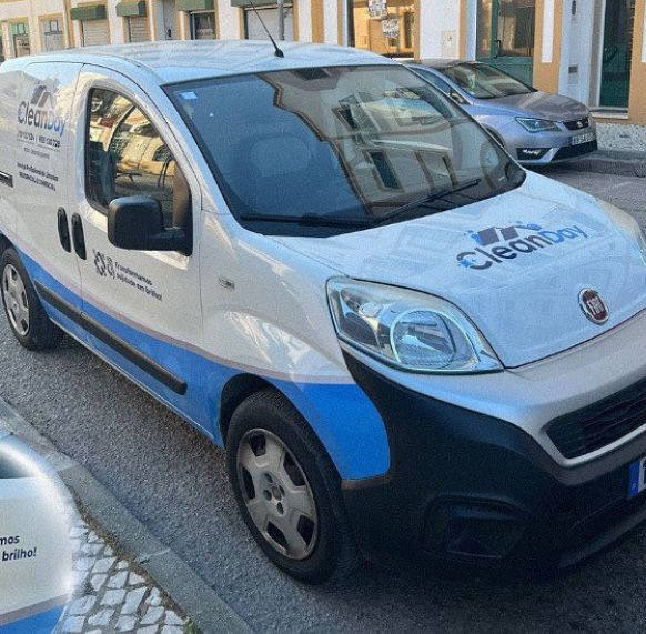 Aplicacao/ Remoçao de Publicidade - Envelopamento Orçamento online