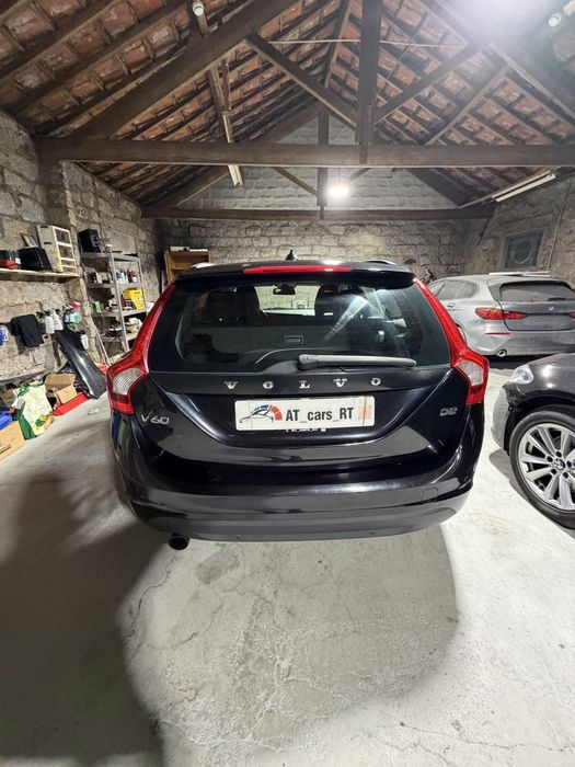Volvo v40 — photo 4