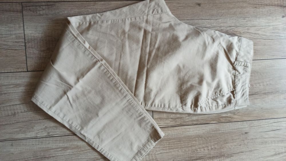 Spodnie chinosy damskie