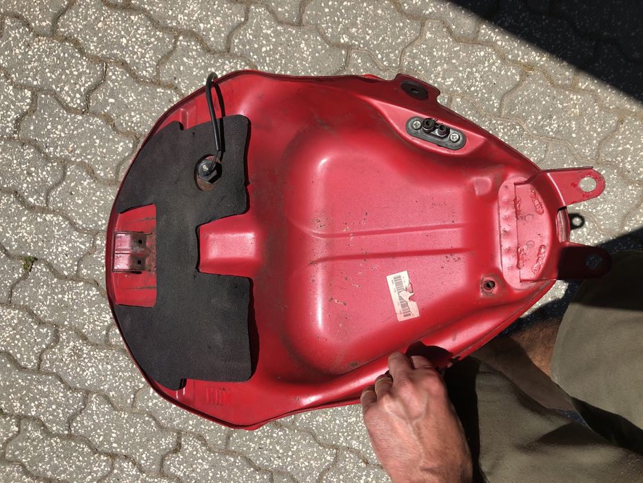 Peças suzuki RF600R