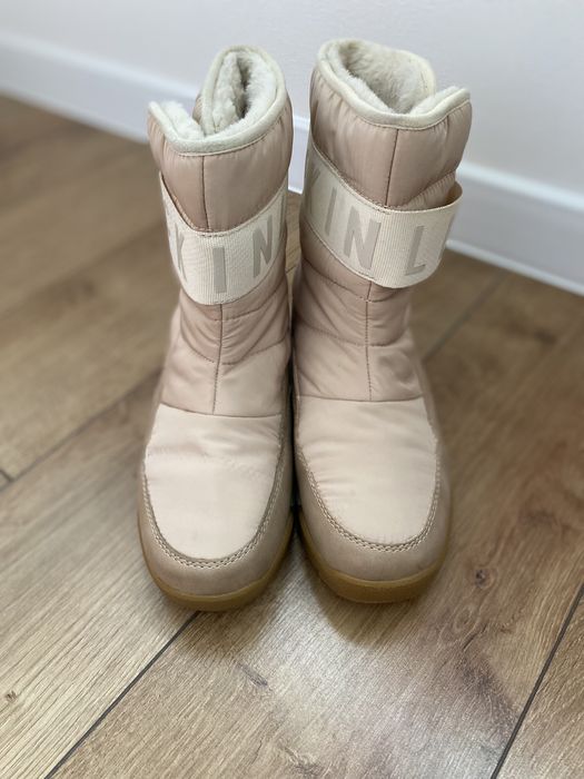 Жіноче зимове брендове взуття 38 розмір
