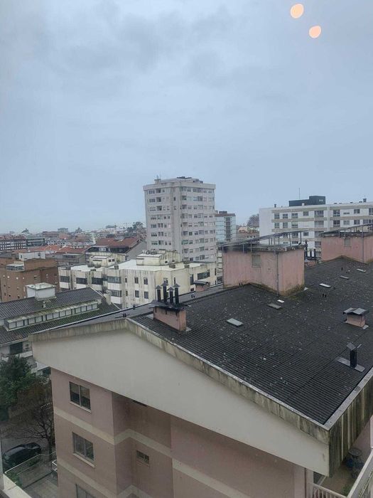 To Rent Premium Renovated 4+1 Bedrooms- Alameda das Antas – Porto