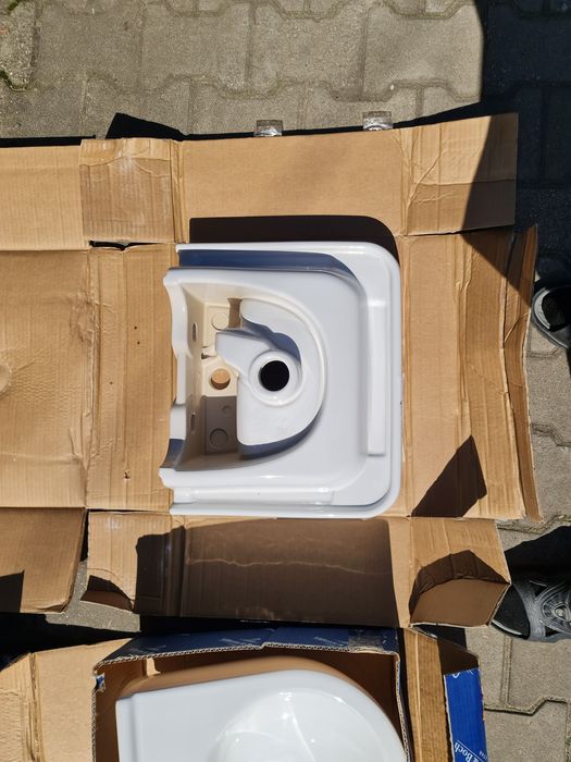 Umywalki łazienkowe